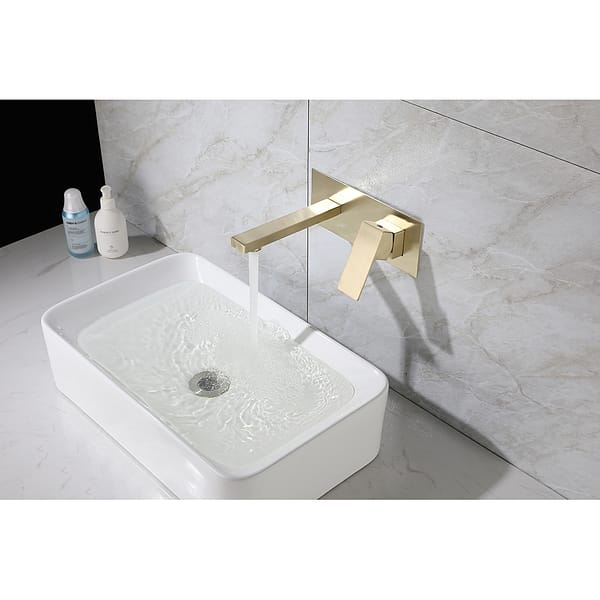 wall mounted faucet side 3